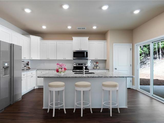 218 Chickasaw Drive