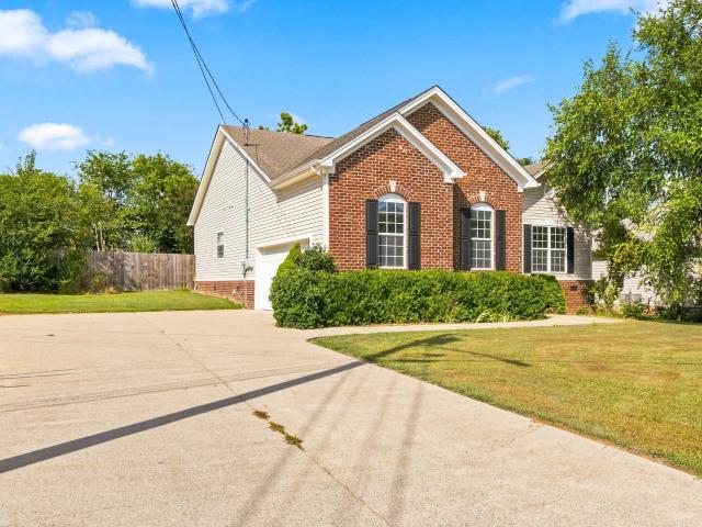 218 Cross Valley Dr