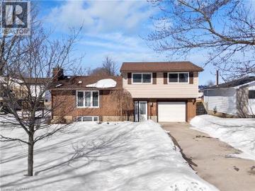 House for sale in Perth, Ontario - Patio