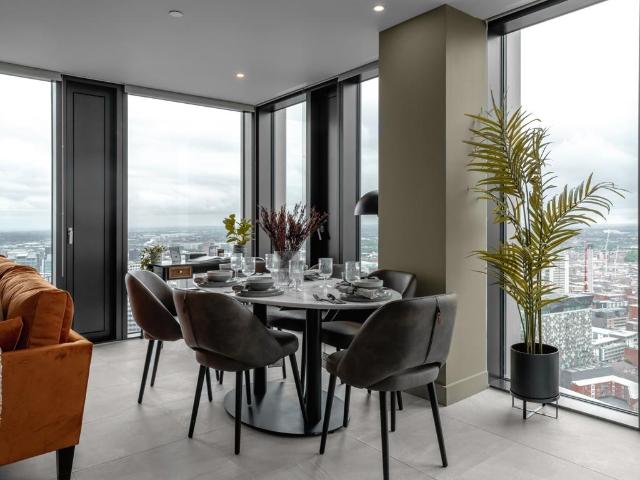 218 Broad Street Birmingham B15 3 bed apartment to rent £2,680 pcm £618 pw