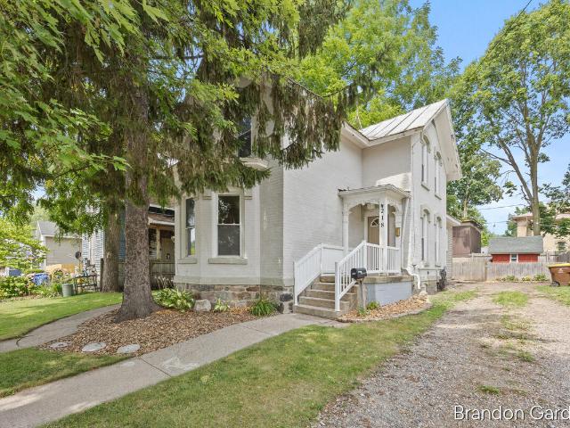 218 E Adams Street