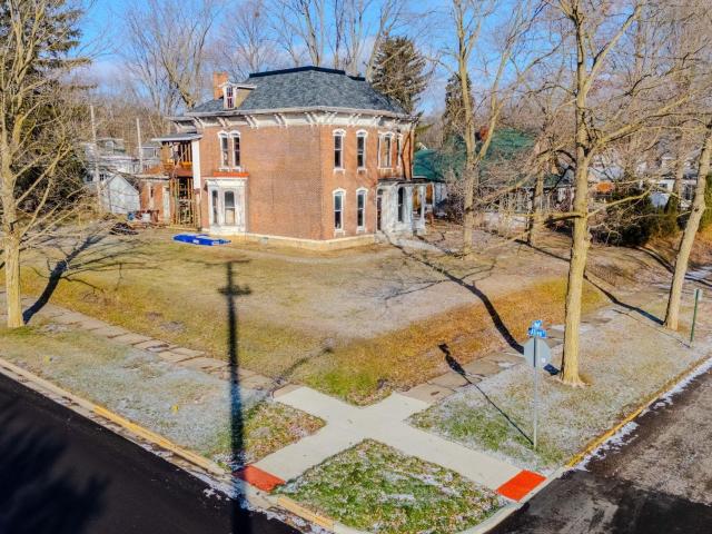 218 E Main St, Wabash, IN 46992 | MLS #202549