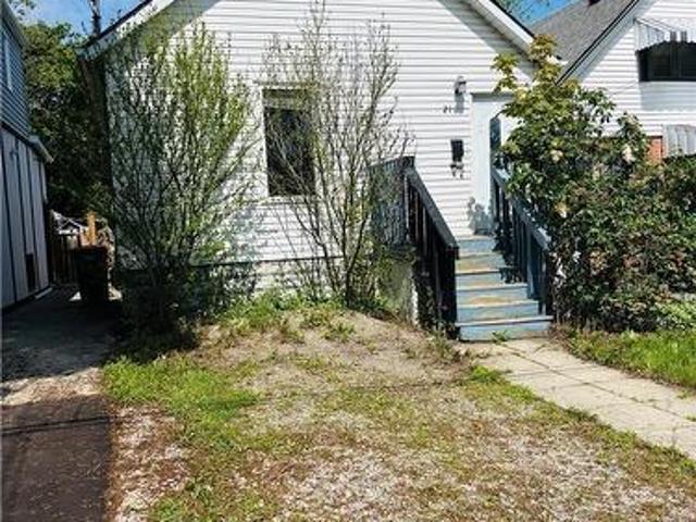 218 East 8Th Street, Hamilton, ON, L9A 3L8 house for sale | Listing ID X13681 | Royal LePage