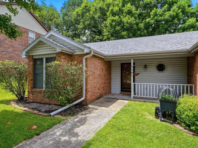 218 eastland dr