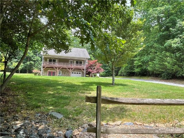 218 Jeannette Glen