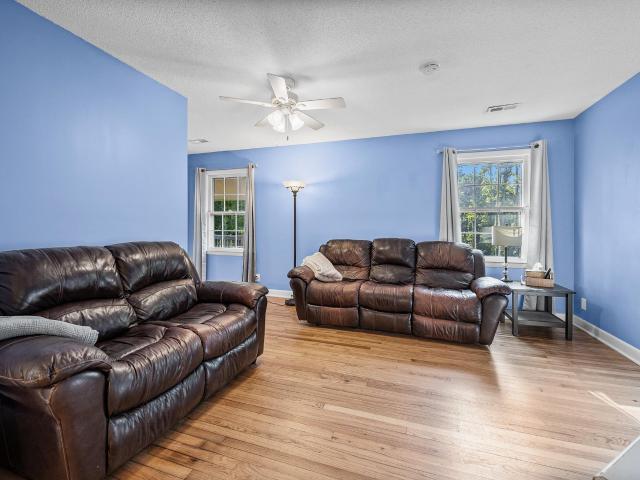 218 Lakewood Drive