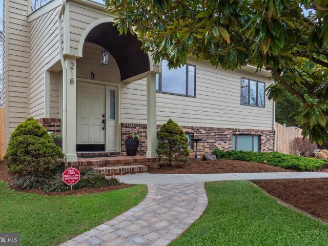 218 Lees Lane