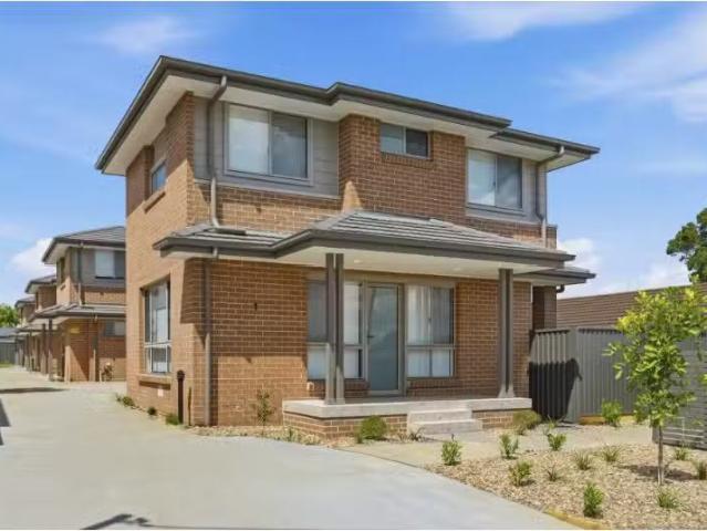 2/18 Morris Street, ST MARYS Townhouse for rent Listed by Kay.
