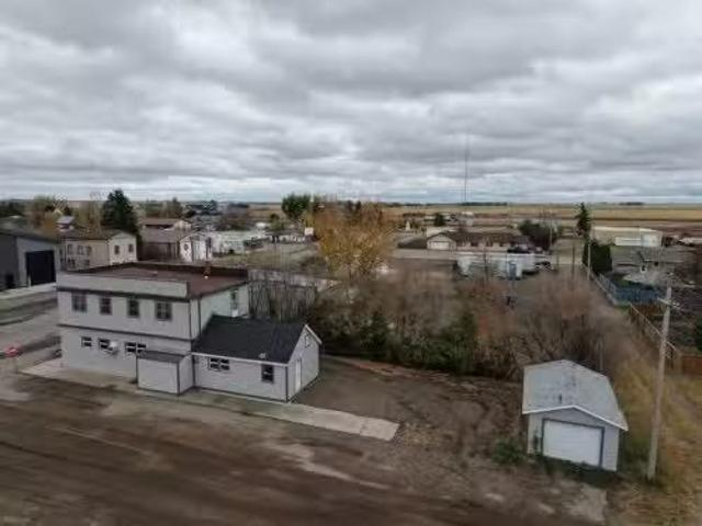 218 Main Street, Burdett, AB, T0K 0J0 commercial for sale L.