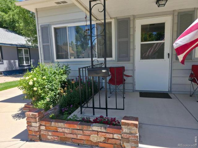 218 Maple Street