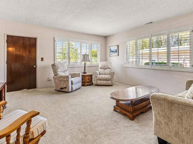 218 N Hayden Drive