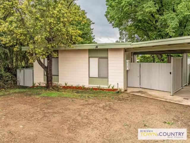 2/18 Nyssa Street, ARMIDALE Apartment for rent Listed by Mcka.