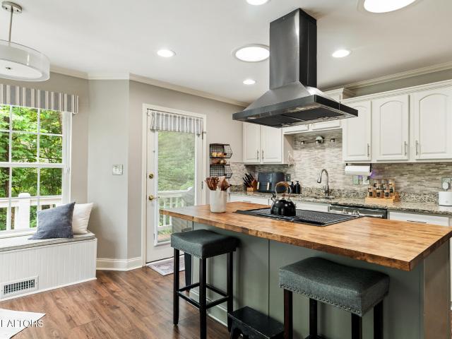 218 Seminole Circle