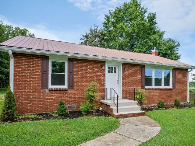 218 Roosevelt Rd