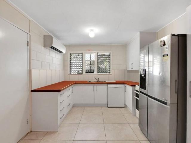 2/18 Richmond St, Hermit Park