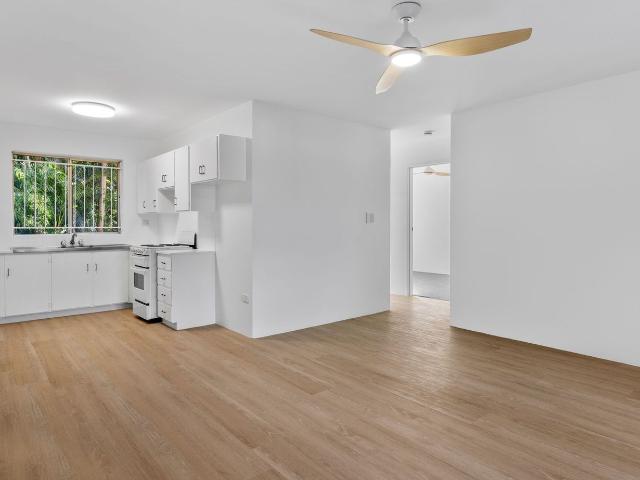2/18 Wilton Street, WOOLLOONGABBA, QLD 4102