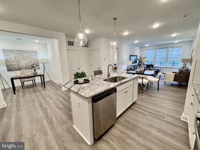 21950 Garganey Terrace # 407