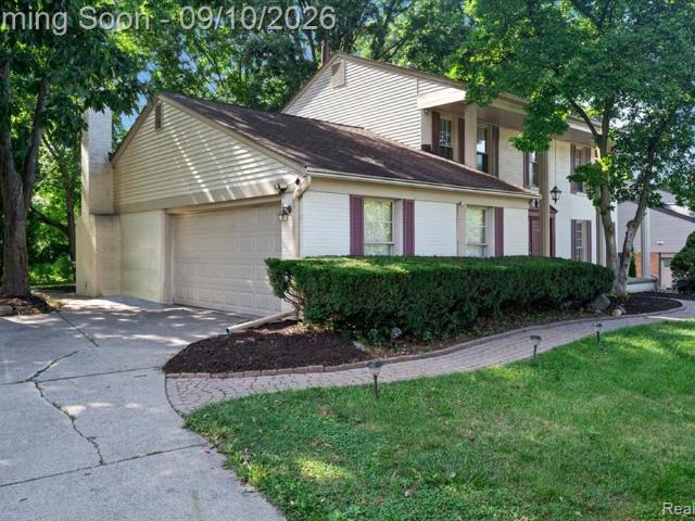 2196 Willow Leaf Drive