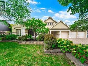 2197 Courrier Lane, Mississauga, ON, L5C 1V1 house for sale | Listing ID W12948 | Royal LePage
