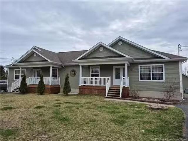 2199 Des Erables St, Tracadie, NB, E1X 1C3 house for sale L.