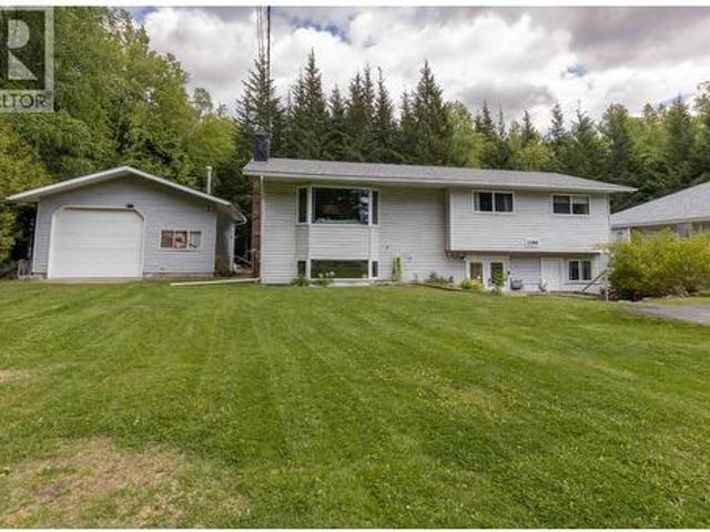 2190 Churchill Drive, Thornhill, BC, V8G 0E8 house for sale | Listing ID R3126 | Royal LePage