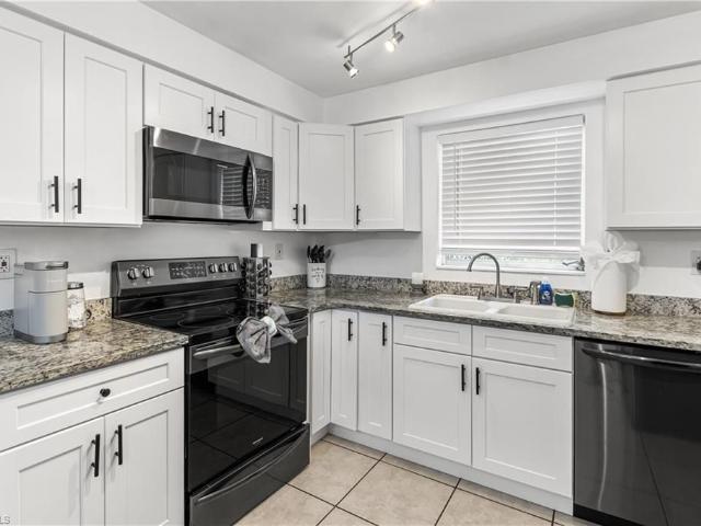 2191 Thomasson Dr, Naples, US, FL