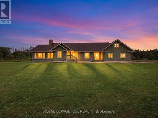 2192 Atkinson Road, Springwater, ON, L0L 2K0 house for sale | Listing ID S13829 | Royal LePage