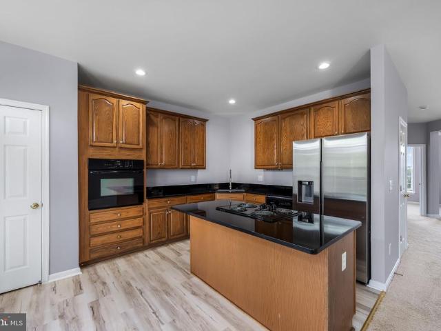 2192 Armitage Court