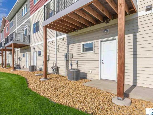 2192 Rolling Green Trail