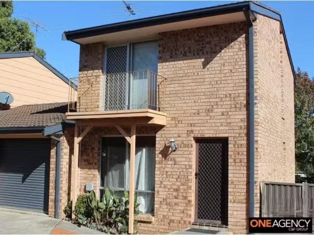 2/19 21 Tallawarra Road, LEUMEAH Townhouse for rent Listed by.