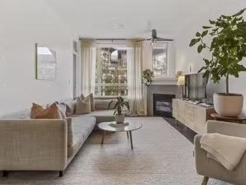 219 580 Raven Woods Drive, North Vancouver, BC, V7G 2T2 Sing.
