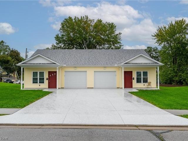 219 5th St SW, Brewster, OH 44613