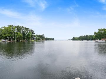 219 Barnacle Circle