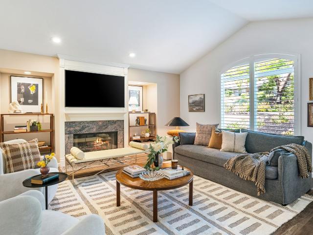 219 Burgundy Road, Healdsburg, US, CA