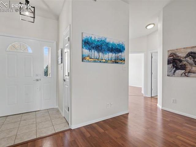 219 E Linden Avenue