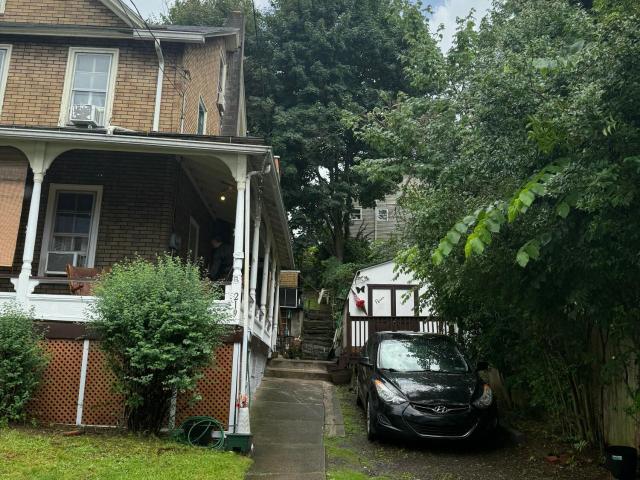 219 E Spring Street