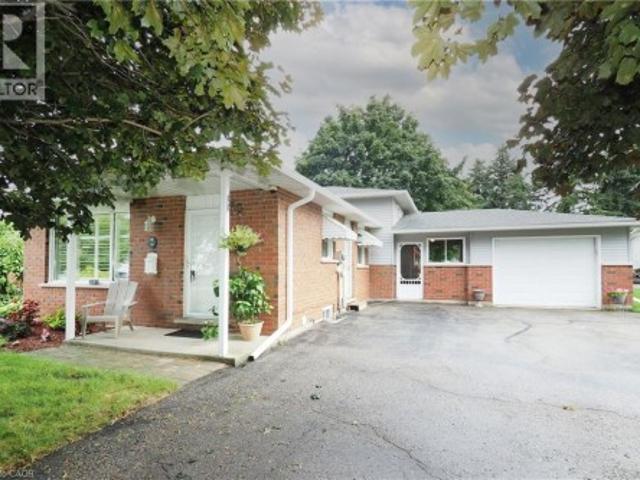 219 Foxhunt Road, Waterloo, ON, N2K 2R8 house for sale | Listing ID 40859 | Royal LePage