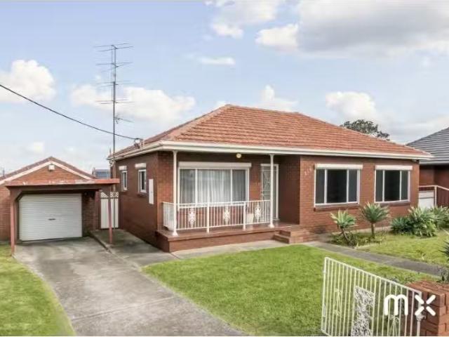 219 Flagstaff Road, Lake Heights House for rent Listed by Hil.