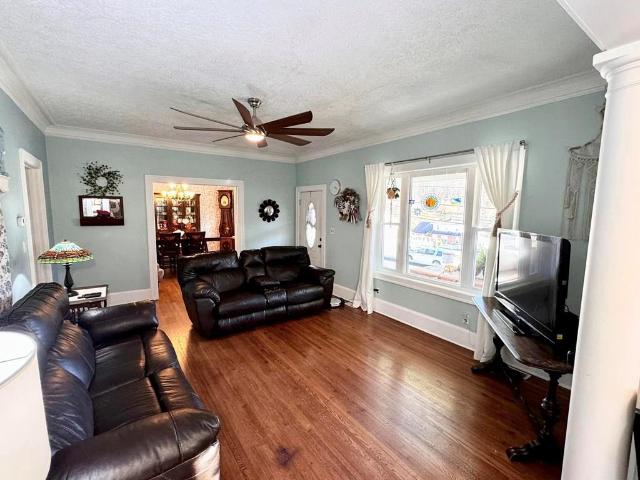 219 Jeffersonville