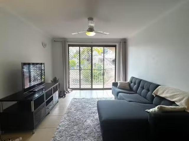 2/19 Leonard Avenue, Surfers Paradise, QLD 4217