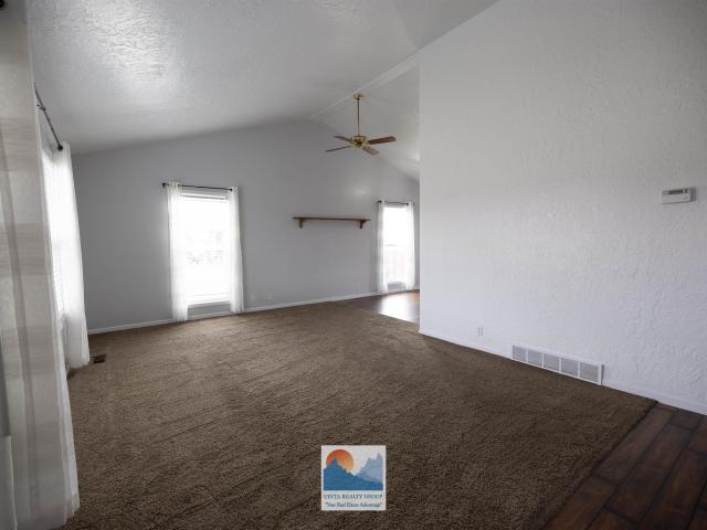 219 Marble Dr, Evanston, WY 82930 | MLS #20261