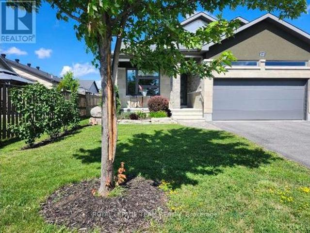 219 Mckenny Street, Mississippi Mills, ON, K0A 1A0 house for sale | Listing ID X13802 | Royal LePage