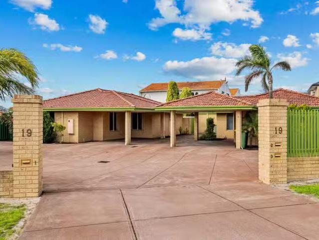 2/19 Murdoch Court, Parkwood, WA 6147