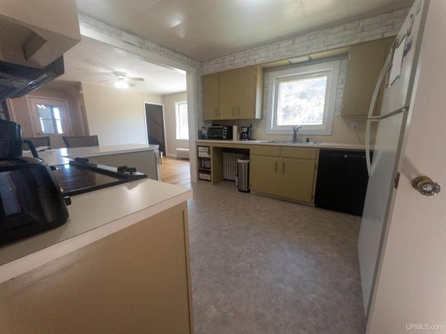 219 N Maple Street