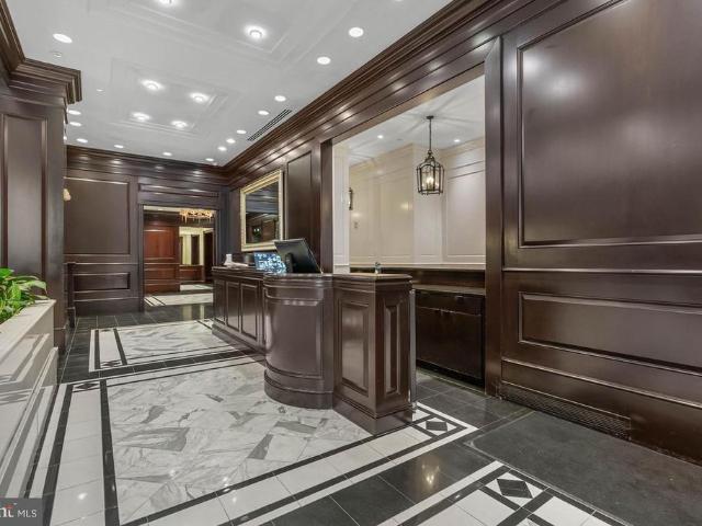 219 29 S 18Th Street # 1004