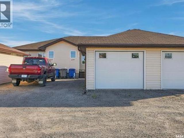 219 South Front Street, Pense, SK, S0G 3W0 townhouse for sale | Listing ID SK049446 | Royal LePage