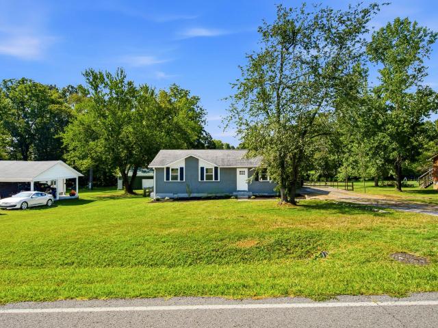 219 Staggs Dr