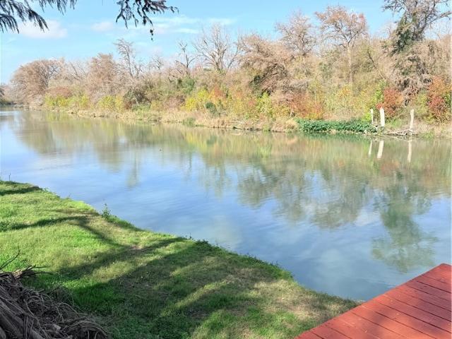 219 Pet St, Seguin, TX 78155 | MLS #604426
