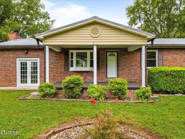 219 W Bowman Circle