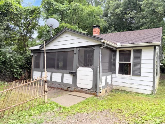 219 W Glen Avenue